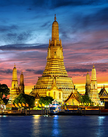 BANGKOK, THAILAND: Tourists wearing elephant-adorned trousers